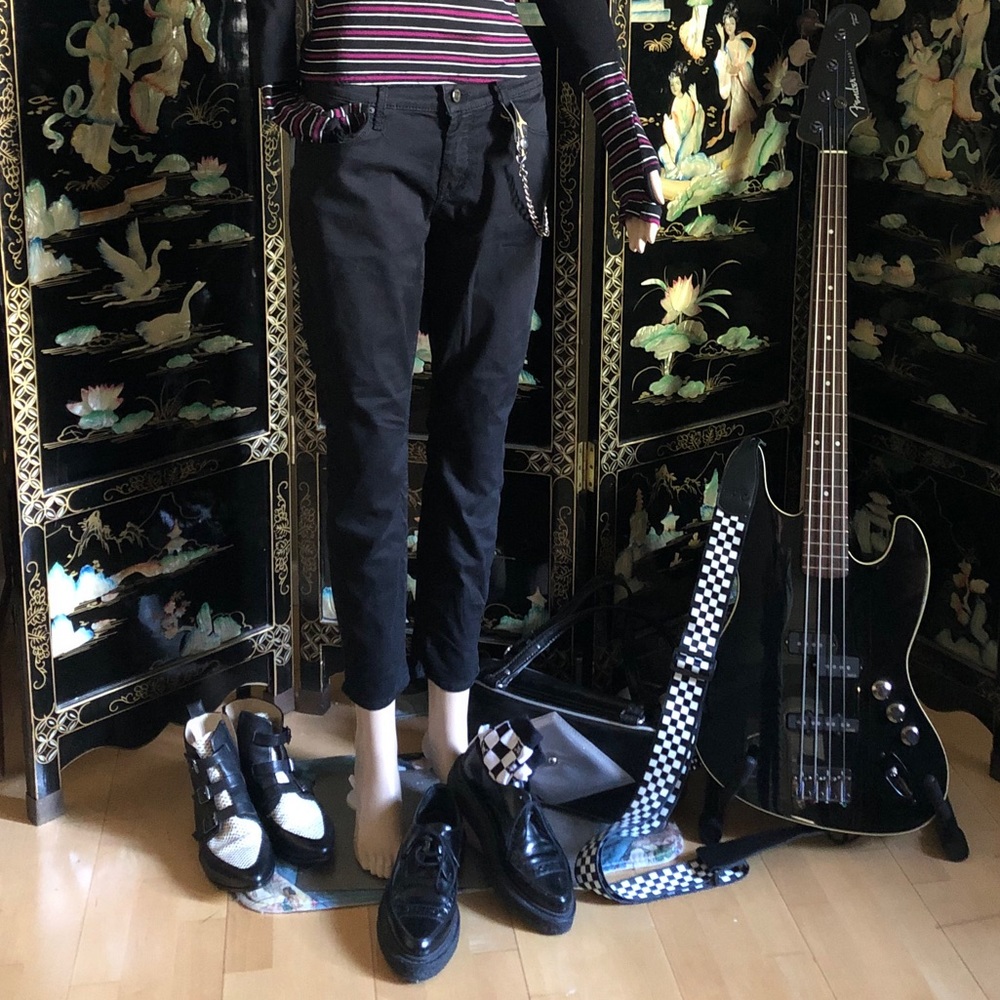 MOTHER black jeans The Looker ankle 28 6 8 pants